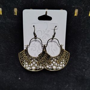 Elegant Gold-Tone Geometric Earrings